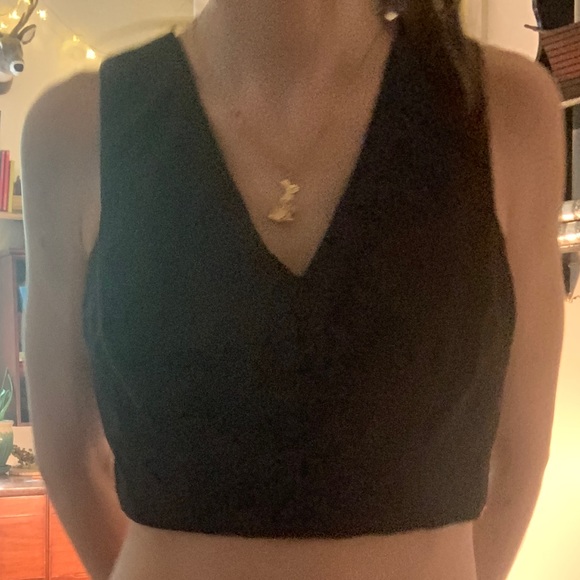 F21 Black Crop V Neck Top ZIP Back - Picture 10 of 11